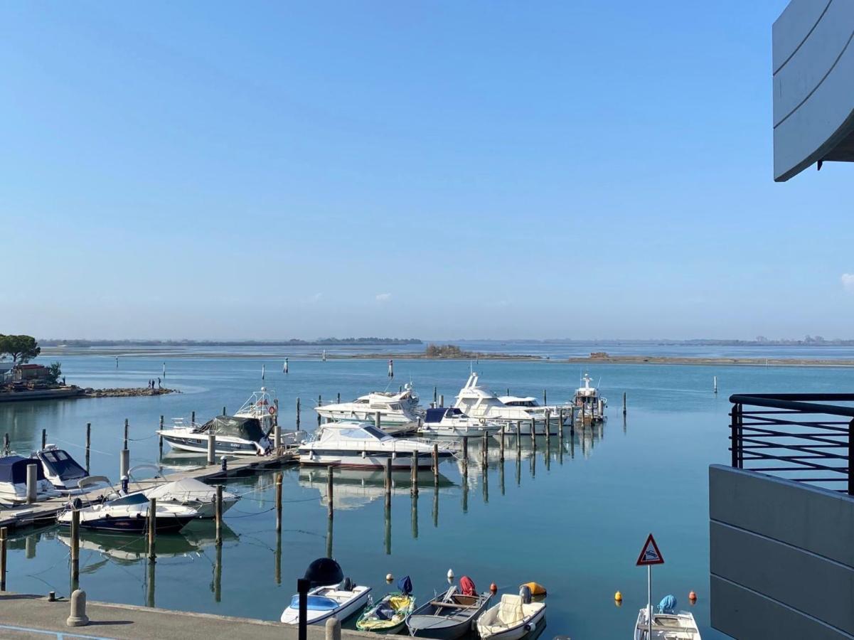 Costa Azzurra Apartment Grado Ngoại thất bức ảnh