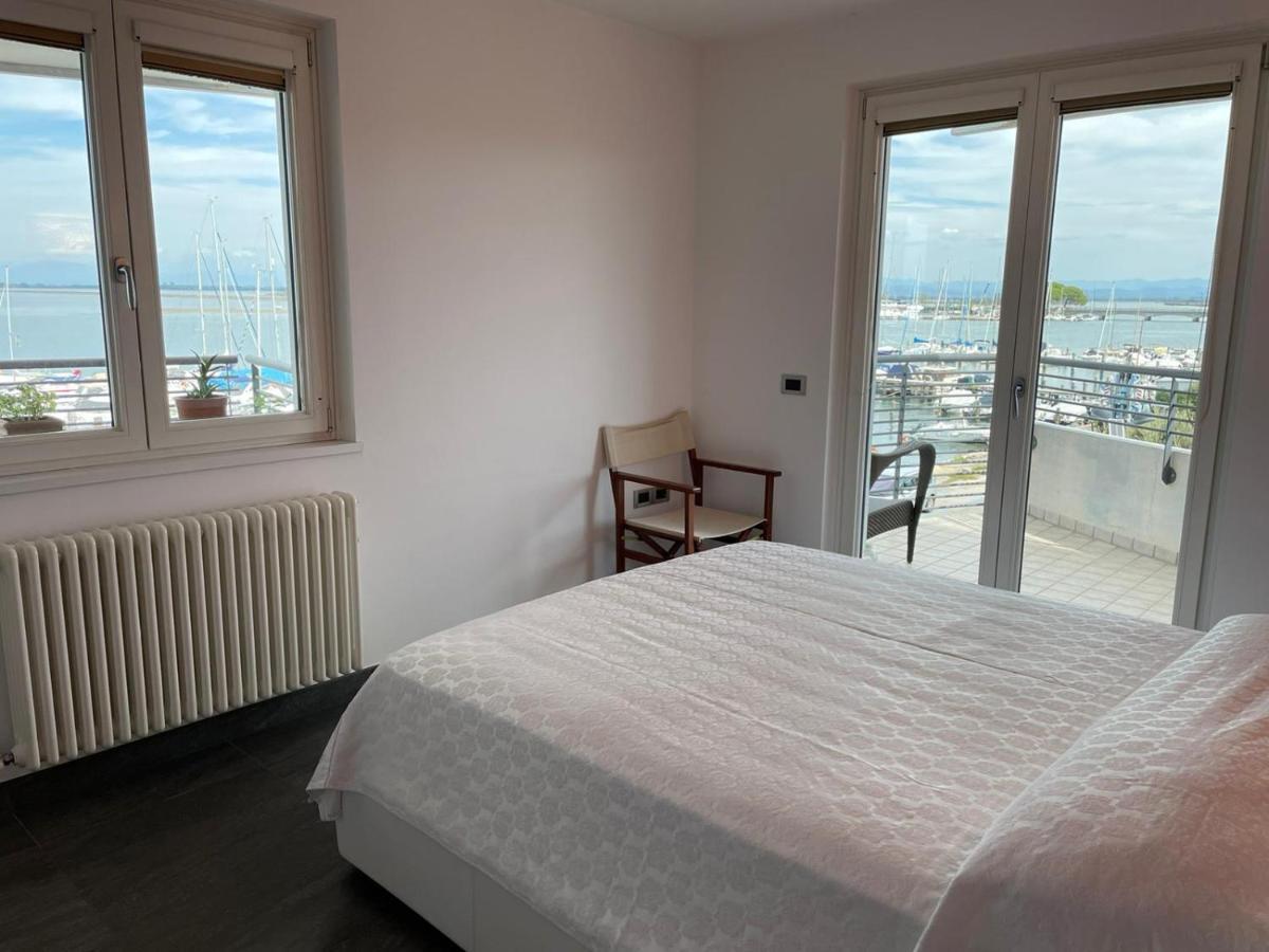Costa Azzurra Apartment Grado Ngoại thất bức ảnh