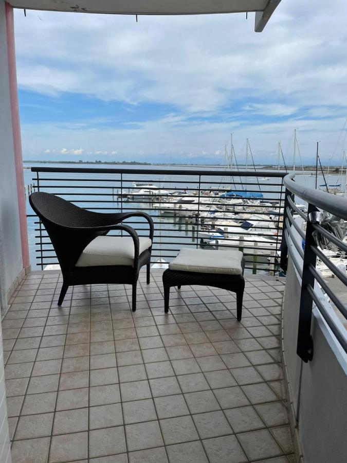 Costa Azzurra Apartment Grado Ngoại thất bức ảnh