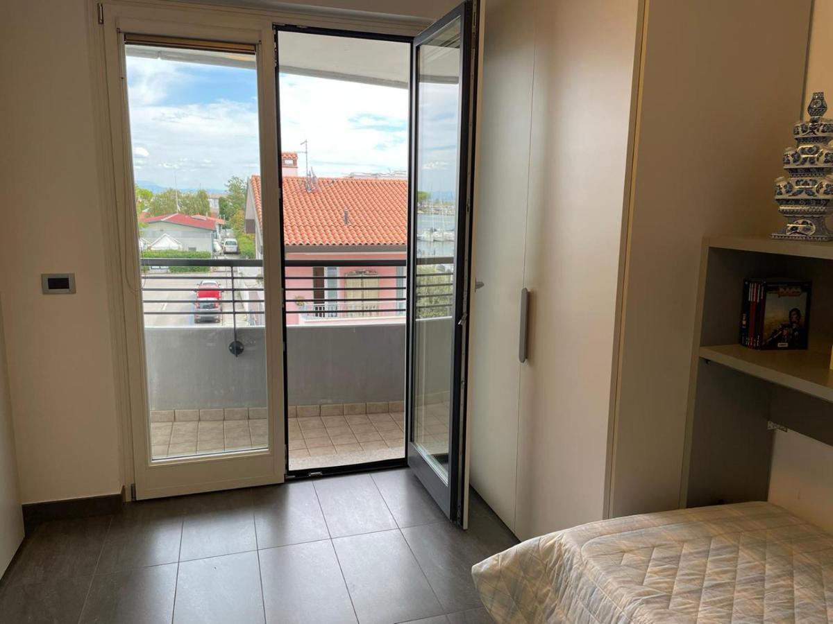 Costa Azzurra Apartment Grado Ngoại thất bức ảnh
