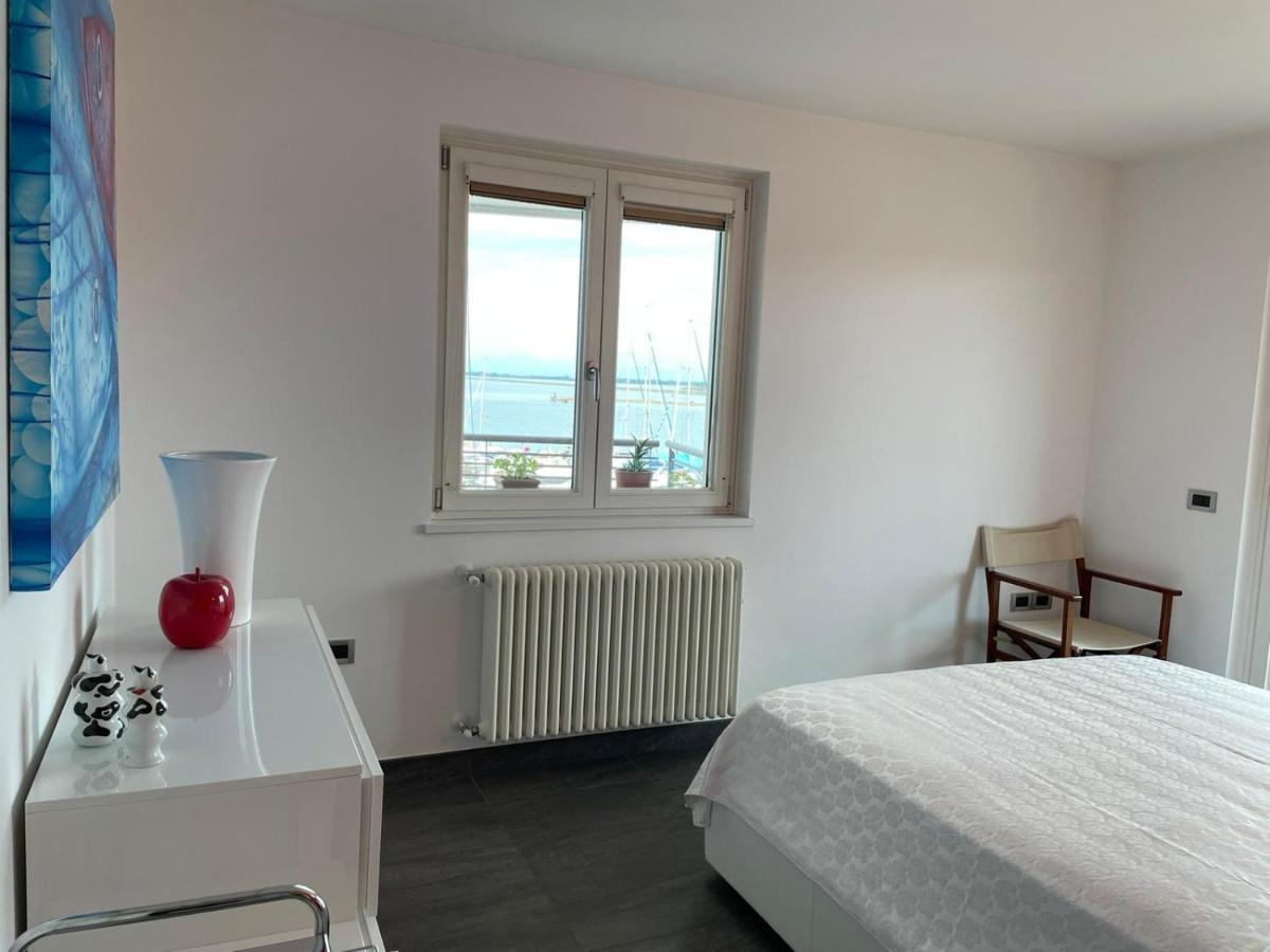 Costa Azzurra Apartment Grado Ngoại thất bức ảnh